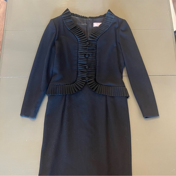 Carolina Herrera Long Sleeve Dress - Picture 5 of 12